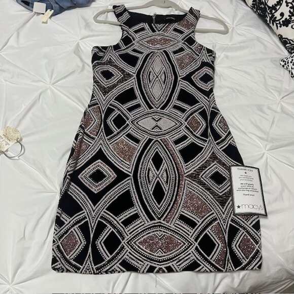 Black cocktail dress with sparkly geometric design Size 9 - Picture 2 of 5